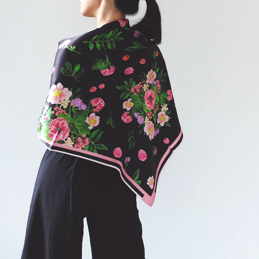 BOUQUET OF FLOWERS BLACK SQUARE SILK SCARF