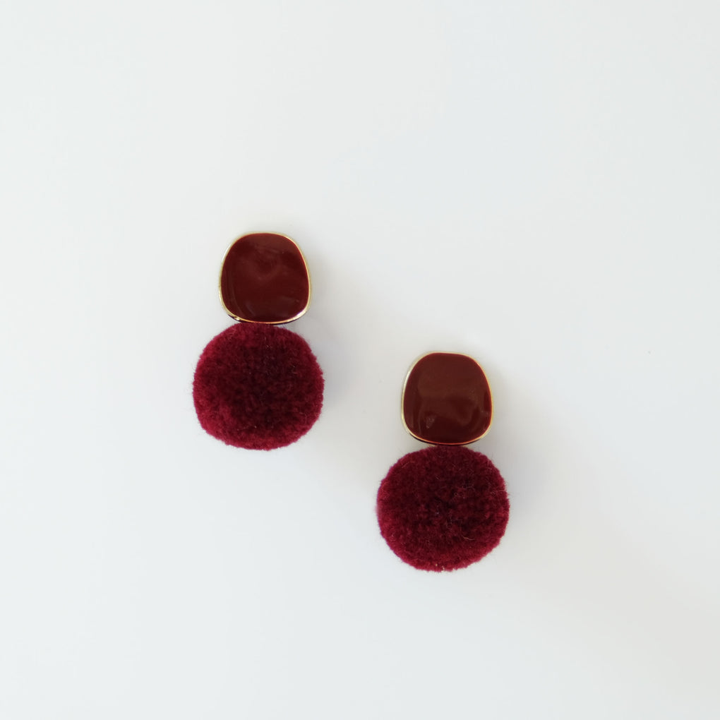 THE MIRRORS DEEP RED POMPOM STUD EARRINGS